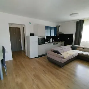https://apartment-tina-trogir-21220.hotels-in-trogir.com